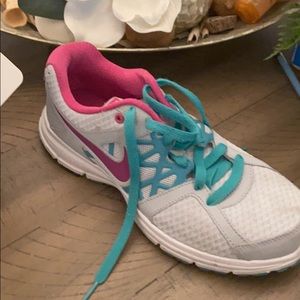 Nike women running shoes 👟